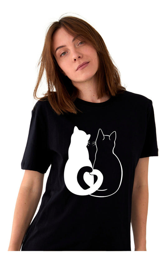 Playera Negra Mujer – Gatos Amorosos | Minimalismo Urbano